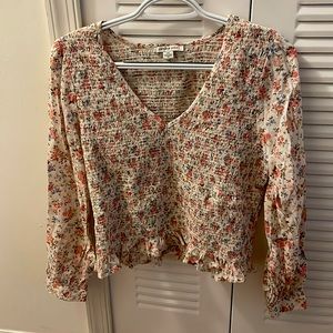 American Eagle flower crop blouse